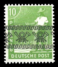 10 Pf Briefmarke: Freimarken II. Kontrollratsausgabe, Sämann - mit sw. Bdr.-Aufdruck: Posthörnchen bandförmig