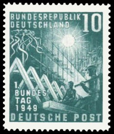 10 Pf Briefmarke: 1. Deutscher Bundestag