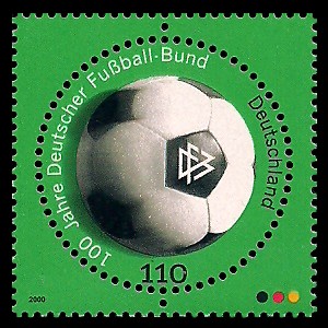 110 Pf Briefmarke: 100 Jahre Deutscher Fußball-Bund