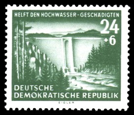 24 + 6 Pf Briefmarke: Helft den Hochwasser-Geschädigten