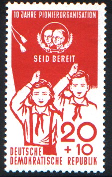 20 + 10 Pf Briefmarke: 10 Jahre Pionierorganisation 20 + 10 Pf Briefmarke: 10 Jahre Pionierorganisation