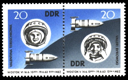 20 Pf / 20 Pf Briefmarke: Zusammendruck: 2. sowjetischer Gruppenflug in den Kosmos