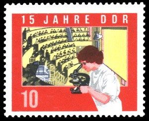 10 Pf Briefmarke: 15 Jahre DDR