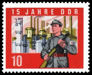 10 Pf Briefmarke: 15 Jahre DDR