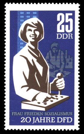 25 Pf Briefmarke: 20 Jahre DFD
