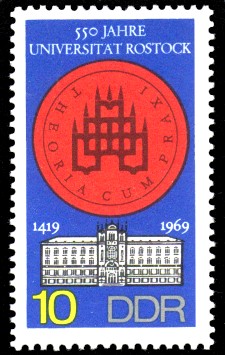 10 Pf Briefmarke: 550 Jahre Universität Rostock