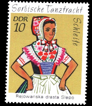 10 Pf Briefmarke: Sorbische Tanztrachten, Schleife