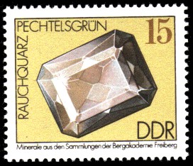 15 Pf Briefmarke: Rauchquarz, Minerale aus den Sammlungen der Bergakademie Freiberg 15 Pf Briefmarke: Rauchquarz, Minerale aus den Sammlungen der Bergakademie Freiberg