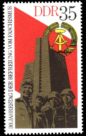 35 Pf Briefmarke: 30. Jahrestag der Befreiung vom Faschismus