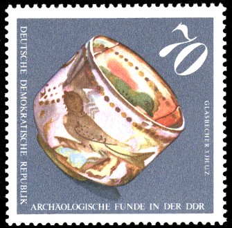 70 Pf Briefmarke: Archäologische Funde, Glasbecher 70 Pf Briefmarke: Archäologische Funde, Glasbecher