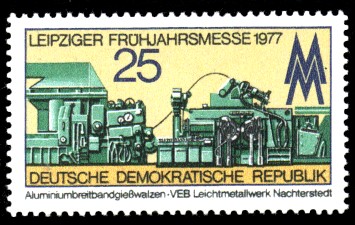 25 Pf Briefmarke: Leipziger Frühjahrsmesse 1977, Aluminiumbreitbandgießwalzen