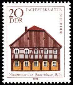 20 Pf Briefmarke: Fachwerkbauten in der DDR, Bauernhaus Niederoderwitz