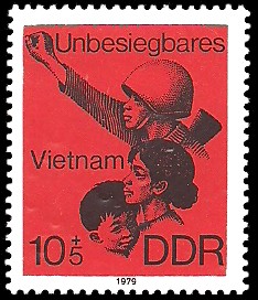 10 + 5 Pf Briefmarke: Unbesiegbares Vietnam 10 + 5 Pf Briefmarke: Unbesiegbares Vietnam