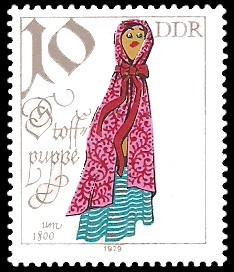 10 Pf Briefmarke: Historische Puppen, Stoffpuppe 10 Pf Briefmarke: Historische Puppen, Stoffpuppe