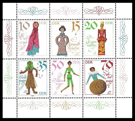 Briefmarke: Kleinbogen - Historische Puppen Briefmarke: Kleinbogen - Historische Puppen