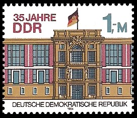 1 M Briefmarke: 35 Jahre DDR, Staatsratsgebäude in Berlin