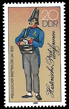 20 Pf Briefmarke: Historische Postuniformen, Preussischer Briefträger