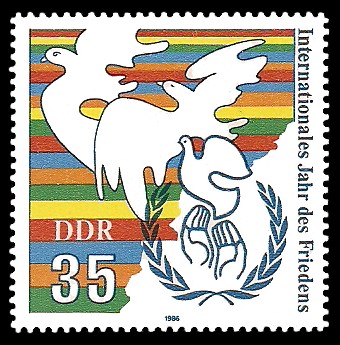 35 Pf Briefmarke: Internationales Jahr des Friedens 35 Pf Briefmarke: Internationales Jahr des Friedens