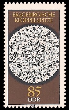 85 Pf Briefmarke: Erzgebirgische Klöppelspitze