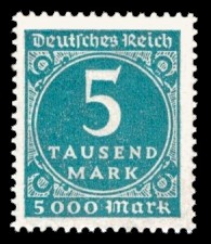 5 Tsd. M Briefmarke: Ziffern im Kreis und Posthorn, 5 Tsd. M