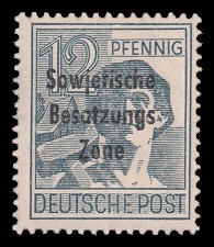 12 Pf Briefmarke: Freimarken II. Kontrollratsausgabe, Arbeiter - mit Maschinenaufdruck ‘Sowjetische Besatzungs Zone’ 12 Pf Briefmarke: Freimarken II. Kontrollratsausgabe, Arbeiter - mit Maschinenaufdruck ‘Sowjetische Besatzungs Zone’