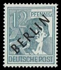 12 Pf Briefmarke: Gemeinschaftsausgabe der alliierten Besetzung mit schwarzem BERLIN Aufdruck, Freimarke 12 Pf Briefmarke: Gemeinschaftsausgabe der alliierten Besetzung mit schwarzem BERLIN Aufdruck, Freimarke